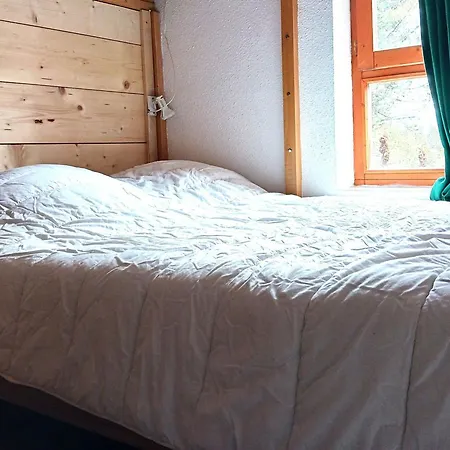 Pour 3 Au Centre D'arc 2000 Avec Balcon - Fr-1-411-893
